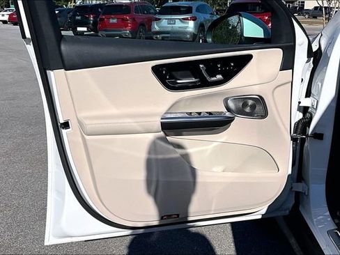 New 2026 Mercedes-Benz GLC 300 GLC 300 image 13