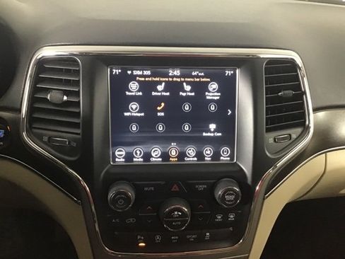 Used 2018 Jeep Grand Cherokee Limited image 17