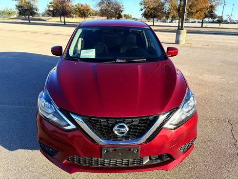 Used 2018 Nissan Sentra SV image 40