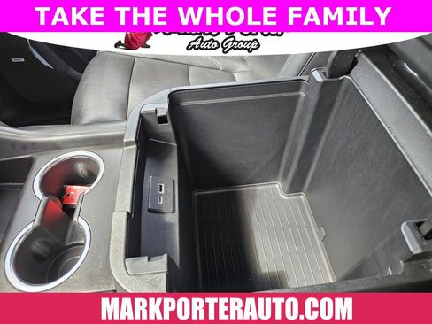 Used 2022 Chevrolet Suburban LT image 46