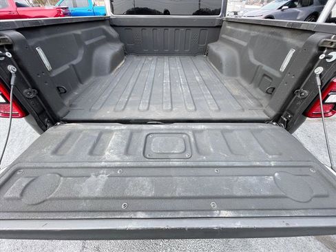 Used 2021 Jeep Gladiator Overland image 26