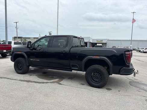 Used 2024 GMC Sierra 2500 AT4X w/ AT4X AEV Edition AWD/4WD image 16