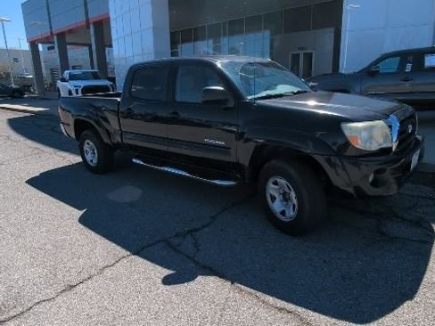 Used 2006 Toyota Tacoma PreRunner image 12