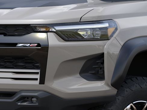 New 2026 Chevrolet Colorado ZR2 AWD/4WD image 10