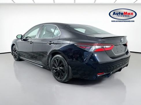 Used 2024 Toyota Camry SE FWD image 5
