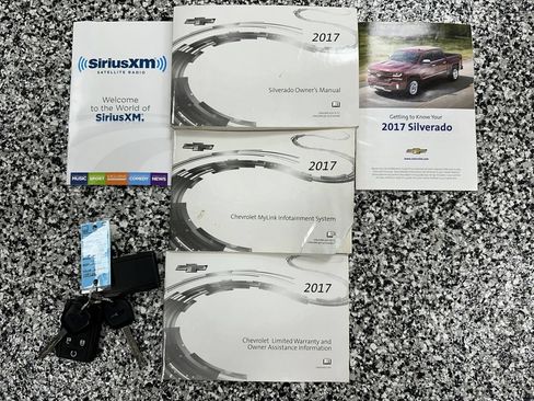 Used 2017 Chevrolet Silverado 2500 LT w/ Midnight Edition AWD/4WD image 21