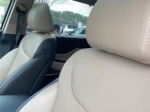 Used 2021 Hyundai Santa Fe Limited image 6