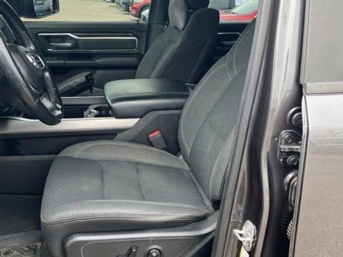 Used 2019 RAM 1500 Big Horn AWD/4WD image 5