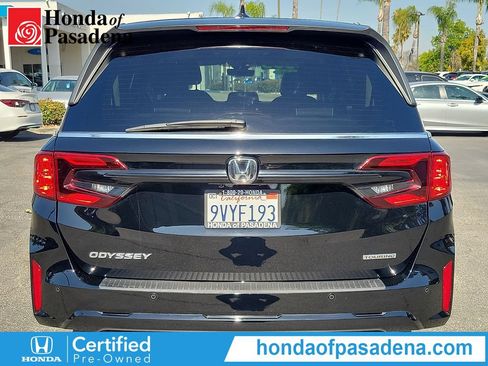 Certified 2026 Honda Odyssey Touring image 8