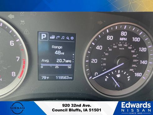 Used 2017 Hyundai Tucson Limited AWD/4WD image 23