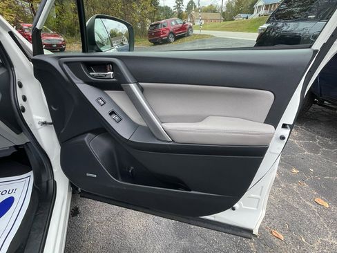Used 2018 Subaru Forester 2.5i Limited image 28