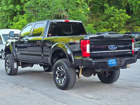 Used 2019 Ford F250 Lariat w/ Lariat Ultimate Package AWD/4WD image 5