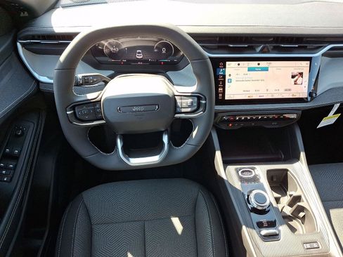 New 2026 Jeep Cherokee Laredo AWD/4WD image 9