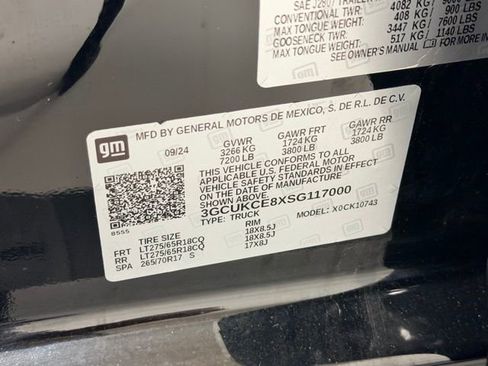 Certified 2025 Chevrolet Silverado 1500 Custom Trail Boss w/ Midnight Edition image 25