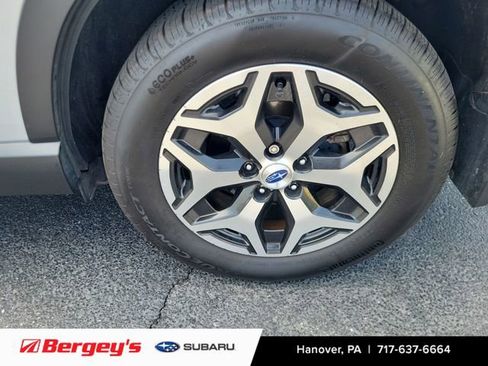 Used 2020 Subaru Forester Premium image 21
