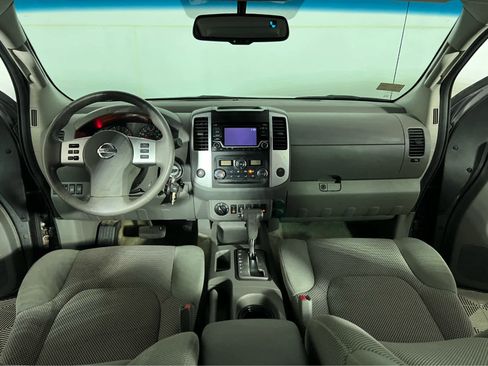 Used 2016 Nissan Frontier SV w/ SV Value Truck Package image 9