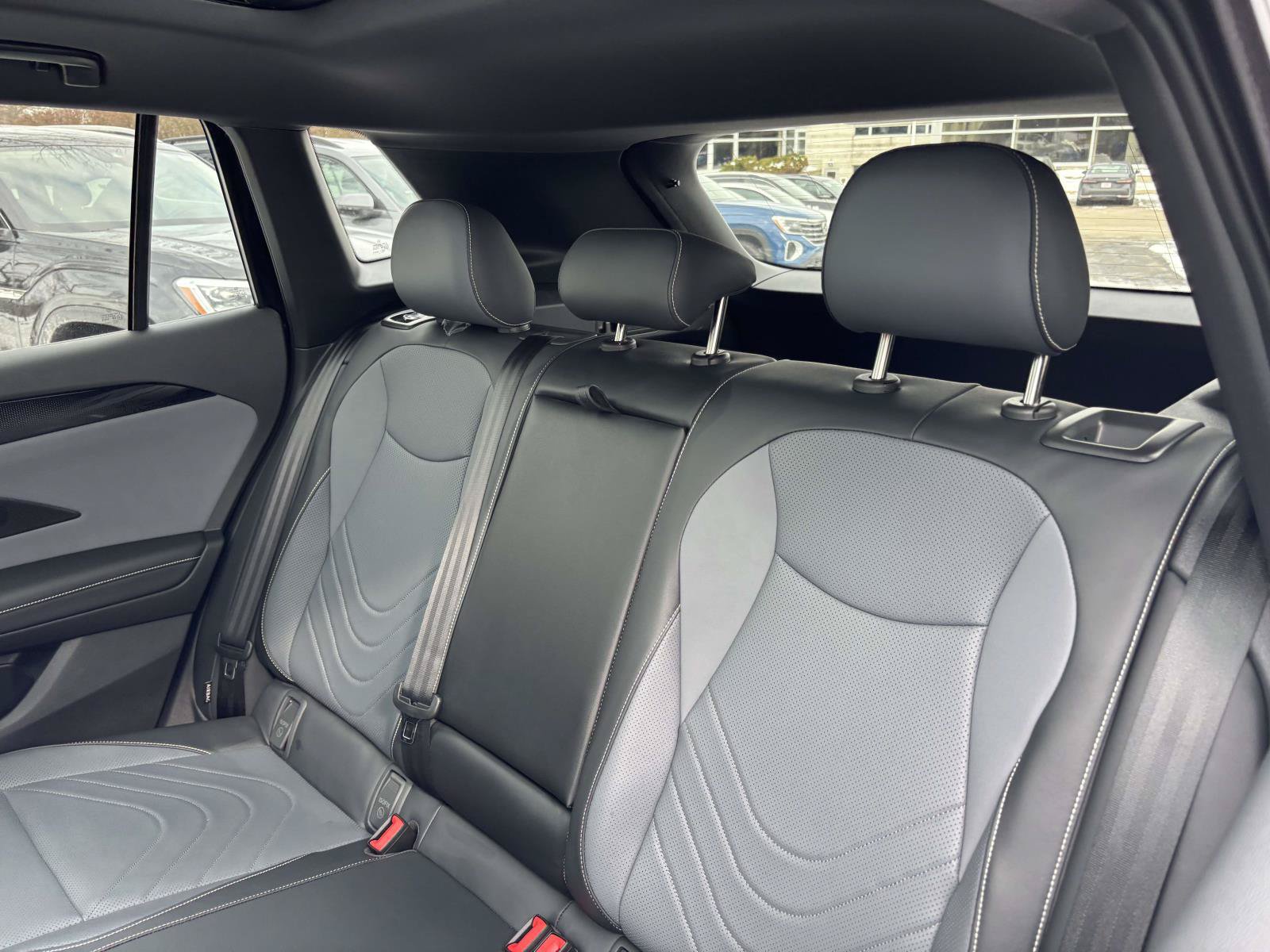 New 2026 Volkswagen Tiguan SE R-Line AWD/4WD image 26
