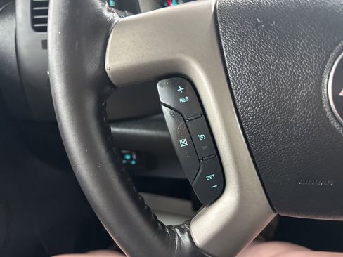 Used 2011 Chevrolet Silverado 2500 LT w/ Interior Plus Package AWD/4WD image 35