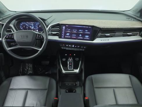 Used 2023 Audi Q4 e-tron Premium Plus w/ Premium Plus image 9