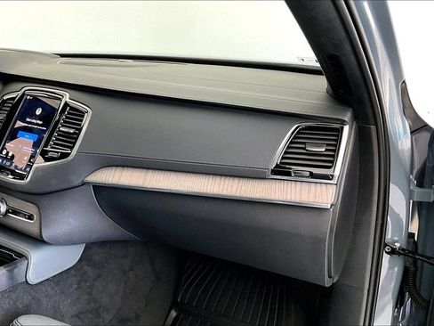 Certified 2023 Volvo XC90 B6 Ultimate w/ Lounge Package AWD/4WD image 20