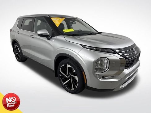 Used 2022 Mitsubishi Outlander SE AWD/4WD image 1