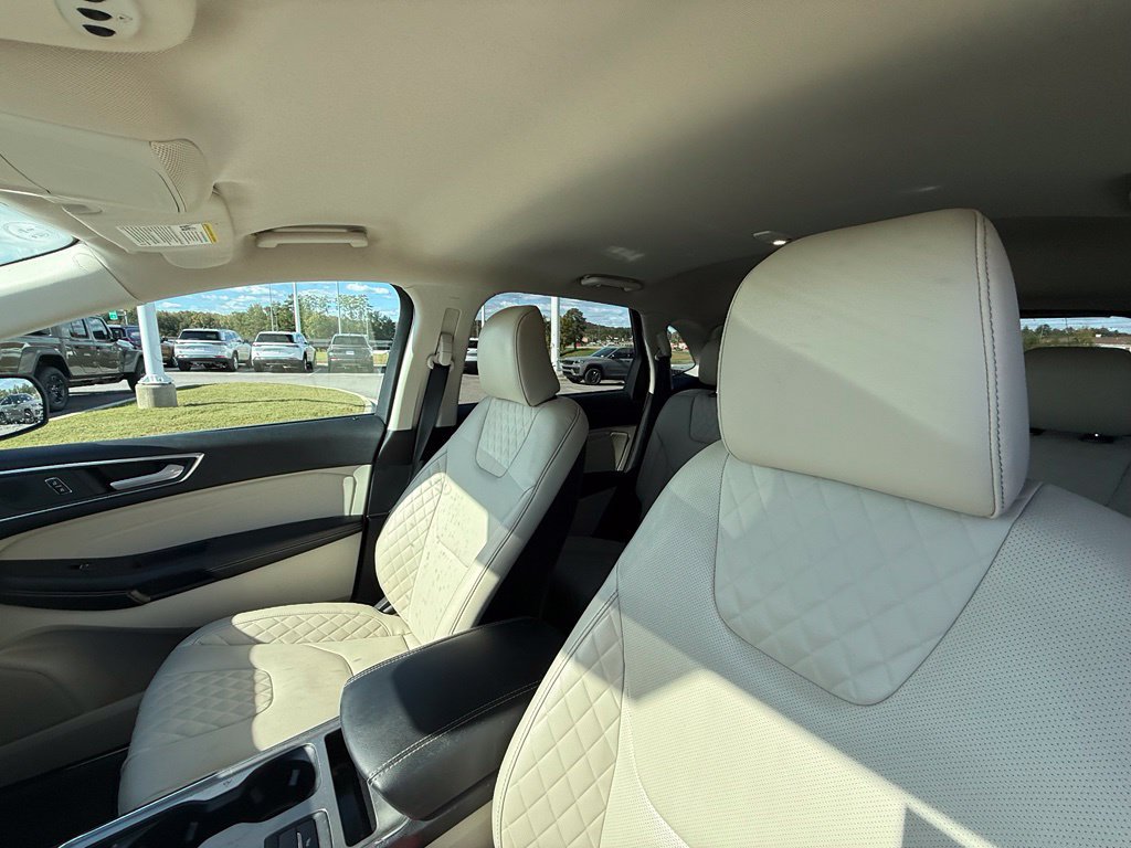 Used 2024 Ford Edge Titanium w/ Equipment Group 301A AWD/4WD image 19