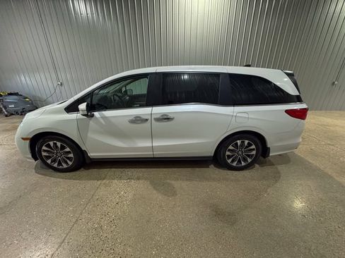 Used 2022 Honda Odyssey EX-L image 2