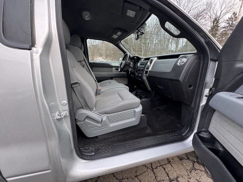 Used 2011 Ford F150 XLT w/ XLT Convenience Pkg image 26