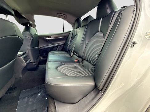 Used 2023 Toyota Camry SE FWD image 18