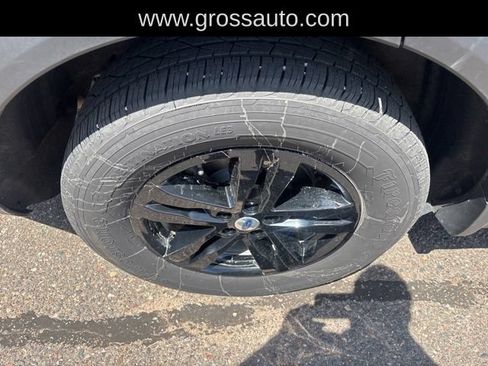 Used 2023 Ford Explorer XLT w/ Equipment Group 202A AWD/4WD image 25
