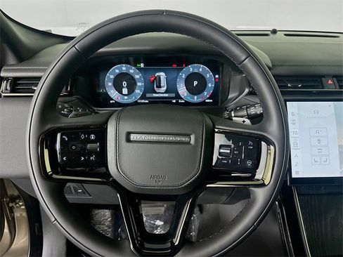 New 2026 Land Rover Range Rover Velar Dynamic SE image 12