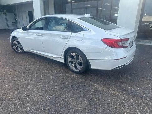 Used 2020 Honda Accord EX-L image 3