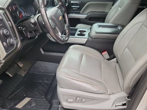 Used 2018 Chevrolet Silverado 1500 LTZ Z71 w/ LTZ Plus Package AWD/4WD image 7
