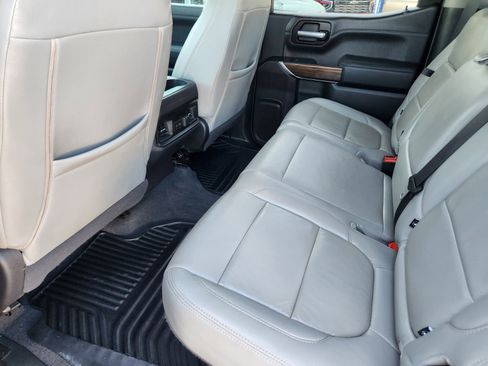 Used 2020 Chevrolet Silverado 1500 RST w/ Texas Edition image 35