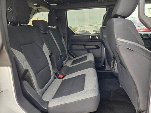 Used 2025 Ford Bronco Big Bend image 27