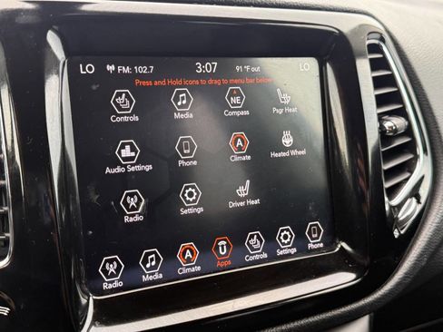 Used 2019 Jeep Compass Limited AWD/4WD image 14