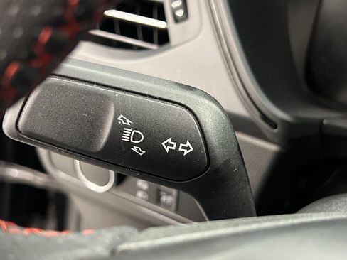 Used 2025 Ford Escape ST-Line AWD/4WD image 40