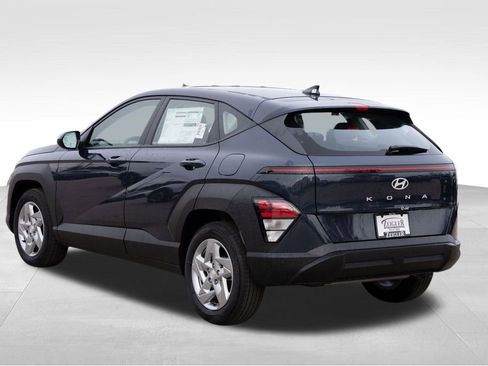 New 2026 Hyundai Kona SE image 6