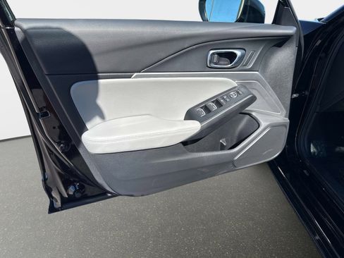 Certified 2025 Acura Integra image 17