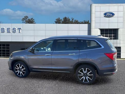 Used 2022 Honda Pilot Touring image 8