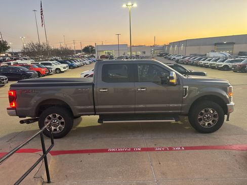 Used 2022 Ford F250 Lariat w/ Lariat Ultimate Package image 6