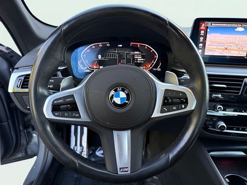 Used 2023 BMW 530i w/ M Sport Package RWD image 15