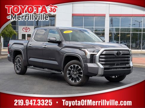 Used 2025 Toyota Tundra Limited AWD/4WD image 1