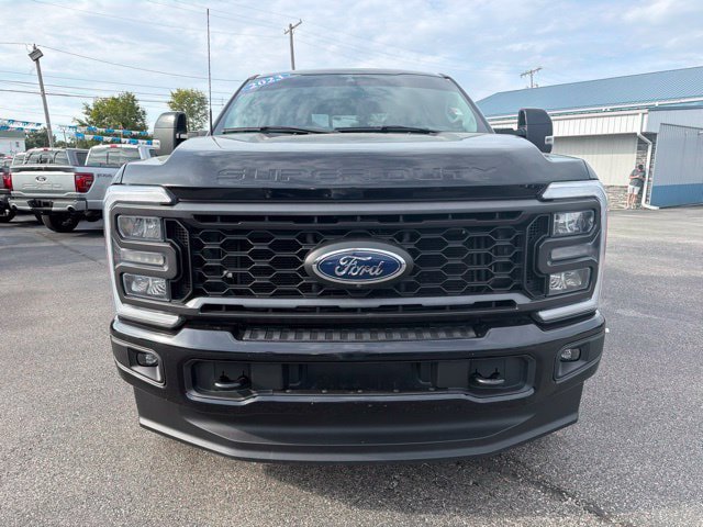 Used 2023 Ford F350 XL AWD/4WD image 2