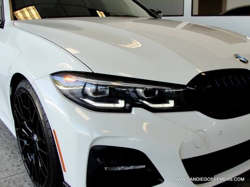 Used 2022 BMW 330i Sedan w/ M Sport Package RWD image 45