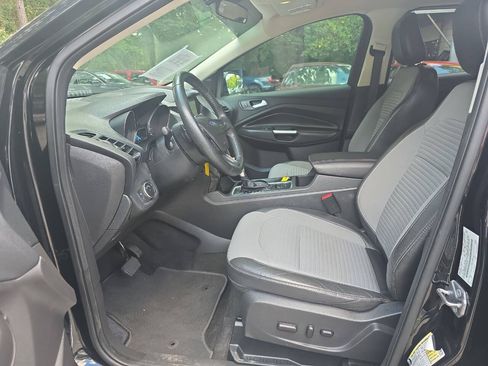 Used 2018 Ford Escape SE w/ SE Sport Appearance Package AWD/4WD image 7