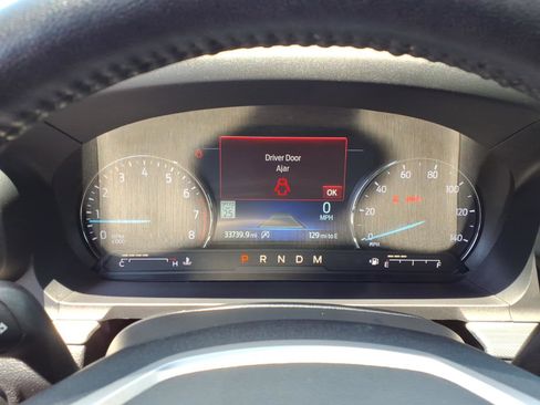 Used 2021 Ford Explorer XLT w/ Equipment Group 202A RWD image 14
