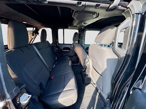 Used 2020 Jeep Wrangler Unlimited Sport S image 20