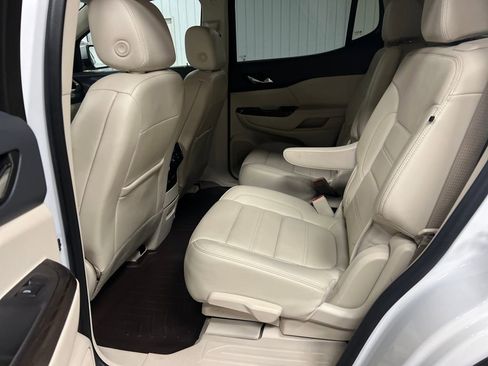 Certified 2022 GMC Acadia Denali w/ Denali Ultimate Package image 13