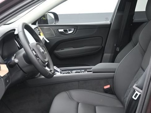 Used 2026 Volvo XC60 B5 Plus AWD/4WD image 11